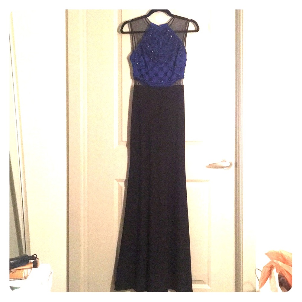 XSCAPE Size 2 Gown from Macy’s